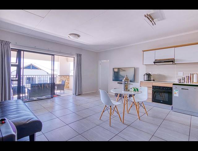 1 BEDROOM APARTMENT TO LET IN WATERFALL
